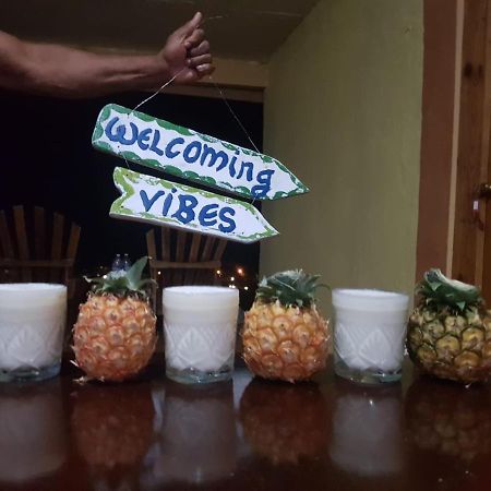 Welcoming Vibes Hotel Treasure Beach Ngoại thất bức ảnh